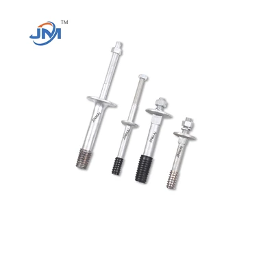 Voltage insulator spindle
